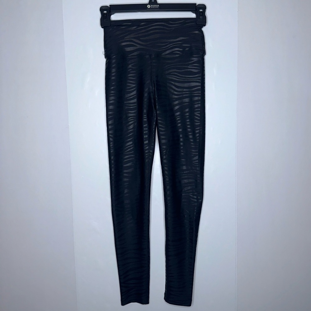 Year of Ours Womens black tiger foil high waisted leggings size XS